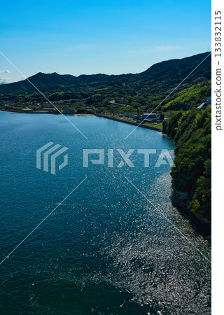 從多多良橋和多多良島波公園路邊站眺望瀨戶內海 從多多良橋和多多良島波公園路邊站眺望瀨戶內海 133832115