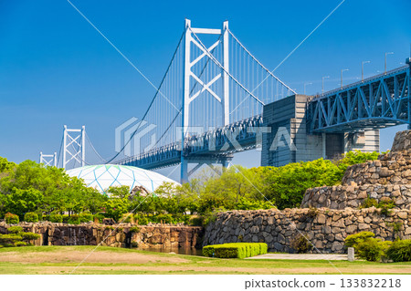 <香川縣>藍天下的瀨戶大橋 133832218