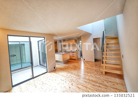 Stylish living room with an atrium 133832521