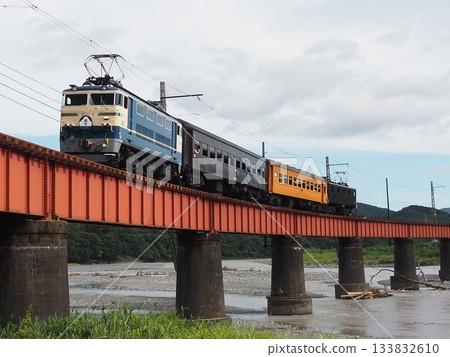 Oigawa Railway Express Okuoi No. 2 Fuji Headmark Nukuri Station - Kawane Onsen Sasamado Station Cut 4 133832610