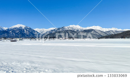 從大町市眺望北阿爾卑斯山（冬季） 133833069