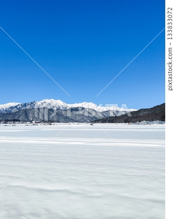 從大町市眺望北阿爾卑斯山（冬季） 133833072