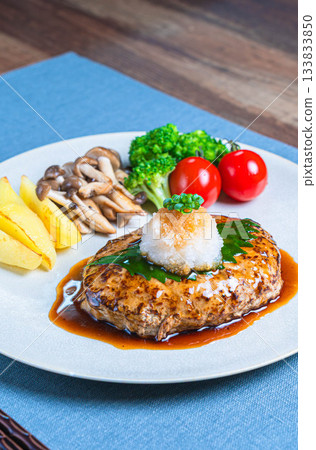 Grated hamburger steak and assorted vegetables Grated hamburger steak and assorted vegetables 133833850