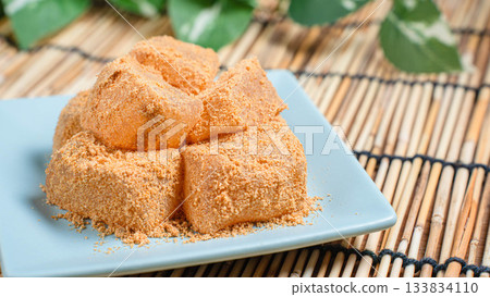 夏天吃豆粉蕨餅消暑解渴 夏天吃豆粉蕨餅消暑解渴 133834110