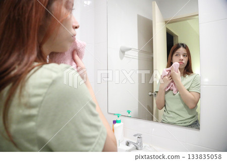 Washing Face 133835058
