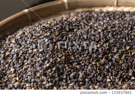 Buckwheat noodles 133837661