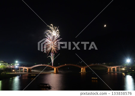 Kintai Bridge Mini Fireworks Kintai Bridge Mini Fireworks 133838576
