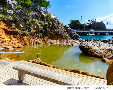 The picturesque hot spring scenery of Shikinejima: Matsugashita Miyabiyu 133838959