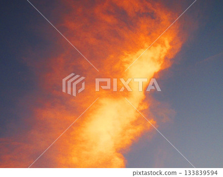Fiery sunset skyscape 133839594
