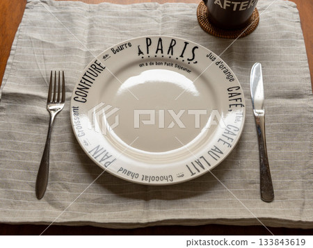 Bird's-eye view of plate, fork and knife 133843619