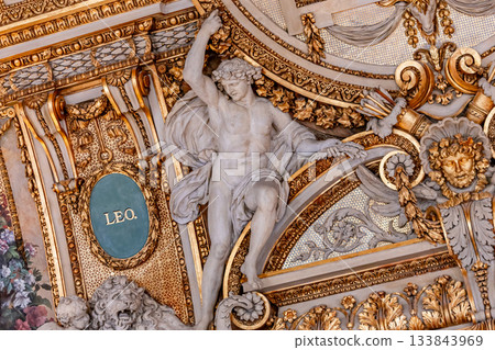 Gallery of Apollon,Le Louvre museum, Paris, France 133843969