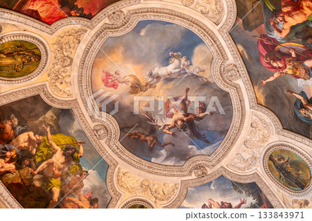 Gallery of Apollon,Le Louvre museum, Paris, France 133843971
