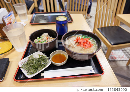 Enjoy Okinawa soba and sea grapes at the airport cafeteria. Naha Airport, Naha City, Okinawa Prefecture - 2025 133843990