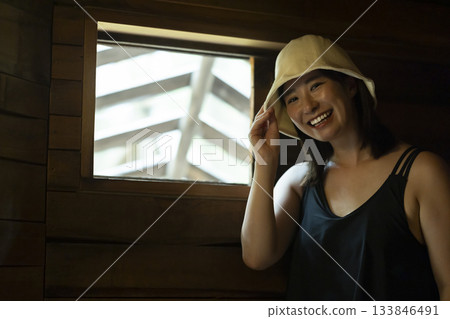 Woman enjoying the sauna 133846491
