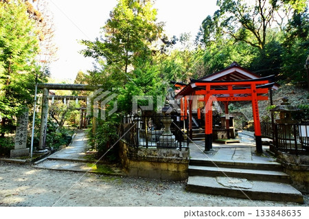 Kyoto Prefecture, Fushimi Inari Taisha Shrine, Tsukihinomiya Main Shrine, Fukakusa Yabunouchicho, Fushimi Ward, Kyoto City, February 2022 Kyoto Prefecture, Fushimi Inari Taisha Shrine, Tsukihinomiya Main Shrine, Fukakusa Yabunouchicho, Fushimi Ward, Kyoto City, February 2022 133848635