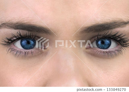 Flat design showing woman's bright blue eyes, mascara lashes, brow arches on transparent background Flat design showing woman's bright blue eyes, mascara lashes, brow arches on transparent background 133849270