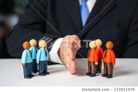 Stop the feud between teams. Resolve the conflict. Give the rivals a start in business. Leadership training, team building programs, workplace mediation and organizational performance improvement. 133851976