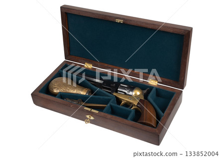 Old west revolver in green velvet lined box Old west revolver in green velvet lined box 133852004
