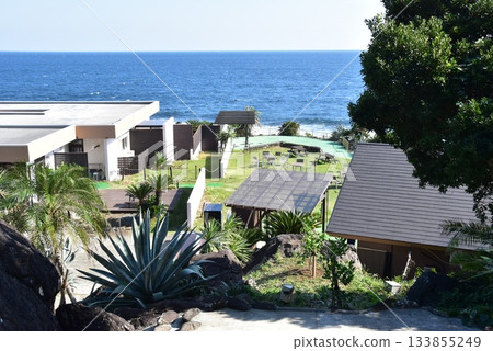 熱海市初島的海水溫泉浴池及海水泳池旅遊設施及海洋 133855249