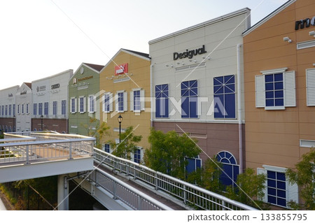 Rinku Outlet Mall streetscape 133855795