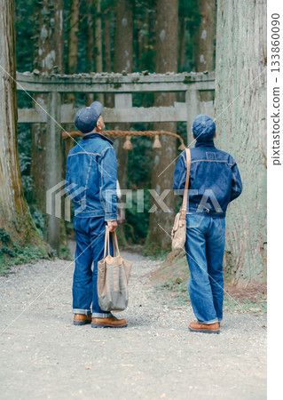 Senior couple strolling around the shrine 133860090
