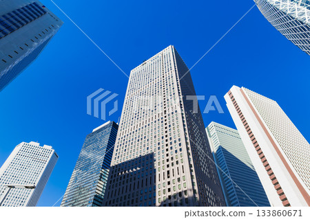 東京新宿副中心的摩天大樓 東京新宿副中心的摩天大樓 133860671