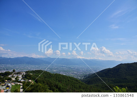 甲府盆地的景色 133861548