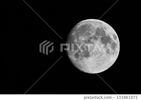 月球(月齡13.1天:第13夜的月亮)阿爾忒彌斯計劃 月球(月齡13.1天:第13夜的月亮)阿爾忒彌斯計劃 133861871