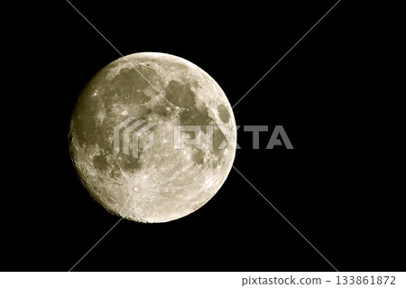 月球（月齡13.1天：第13夜的月亮）阿爾忒彌斯計劃 133861872