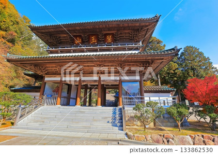 [Kagawa Prefecture] Okuboji Temple, the 88th temple of the Shikoku Pilgrimage, with its autumn foliage 133862530