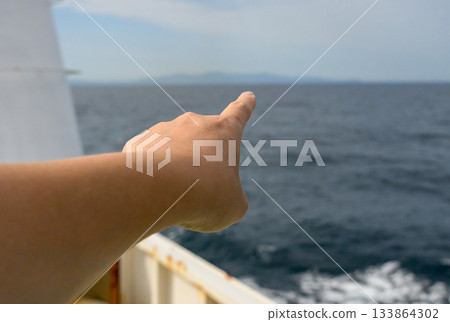 指向遠處的島嶼 133864302