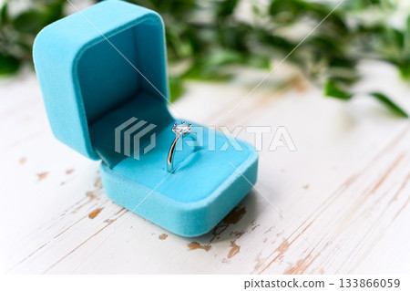 一枚戒指 133866059