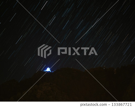 金佳山秋葉與星空照片 133867721