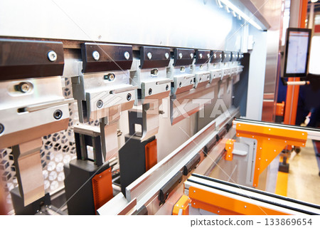 Press brake sheet metal machine 133869654
