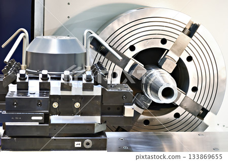 Lathe clamping spindle 133869655