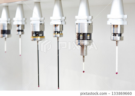 Sensors with optical signal transmission for measuring parts Sensors with optical signal transmission for measuring parts 133869660