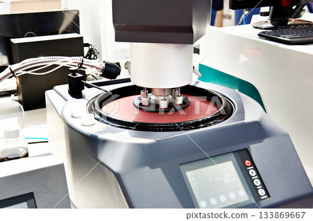 Automatic grinding and polishing machine Automatic grinding and polishing machine 133869667