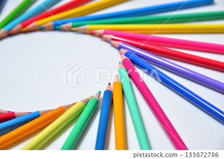 色鉛筆，留有空白區域 133872786