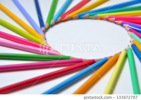 色鉛筆，留有空白區域 133872787