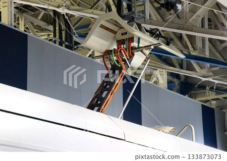 Electric bus current collector connecting Ogizawa and Kurobe Dam 133873073