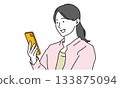 Illustration material of a woman smiling and looking at her smartphone screen Illustration material of a woman smiling and looking at her smartphone screen 133875094