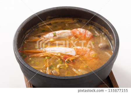 Red shrimp seafood soup (gochujang miso flavor) 133877155