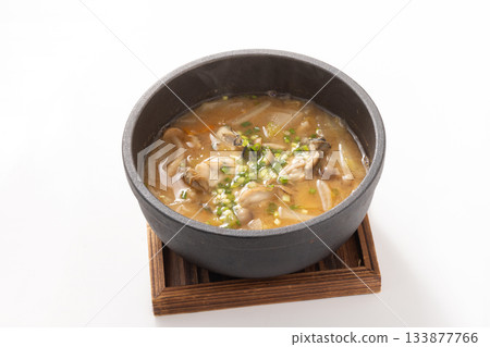牡蠣湯（辣椒醬味噌味） 133877766