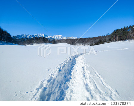 中山高原雪地徒步 133878274