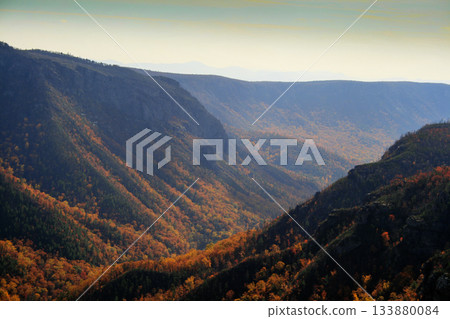 Linville Gorge in Autumn, North Carolina 133880084