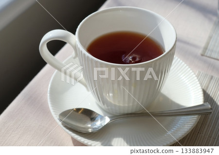 茶杯裡的茶 133883947