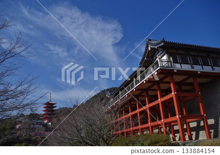 Honpukuji Temple in Kiyama Town: The five-story Kannon Hall resembling the stage of Kiyomizu Temple Honpukuji Temple in Kiyama Town: The five-story Kannon Hall resembling the stage of Kiyomizu Temple 133884154