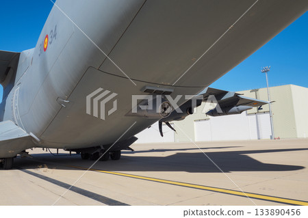 Rear fuselage and tail structure of tactical transport aircraft Rear fuselage and tail structure of tactical transport aircraft 133890456