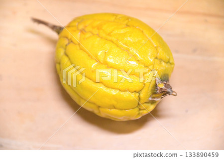 Kikarasuuri fruit 133890459