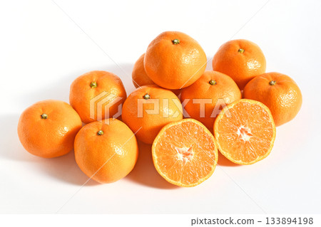 Mandarin orange (Tangerine mandarin orange) 133894198